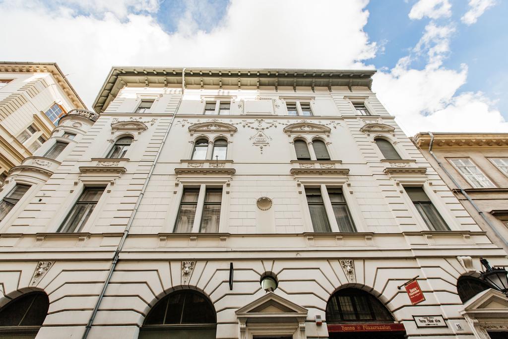 Romantic Hideaway Centertown Budapest Exterior photo